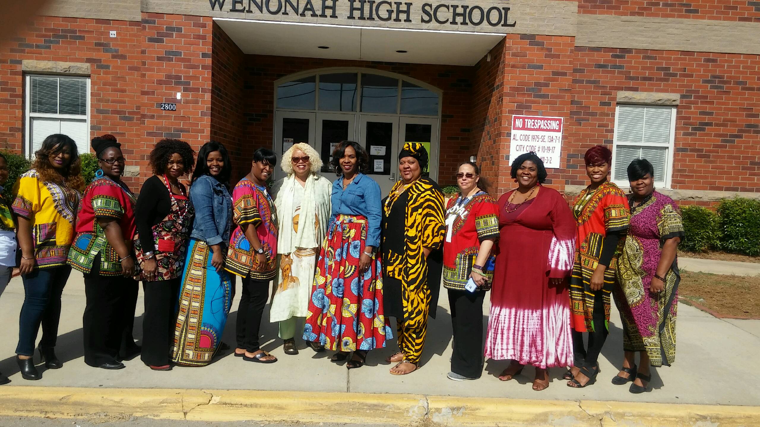 Wenonah High School celebrates heritage with African inspired garb