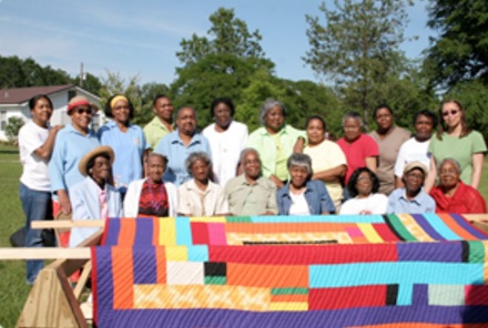The Gee's Bend Quilters gained national attention during the late 1960s. 