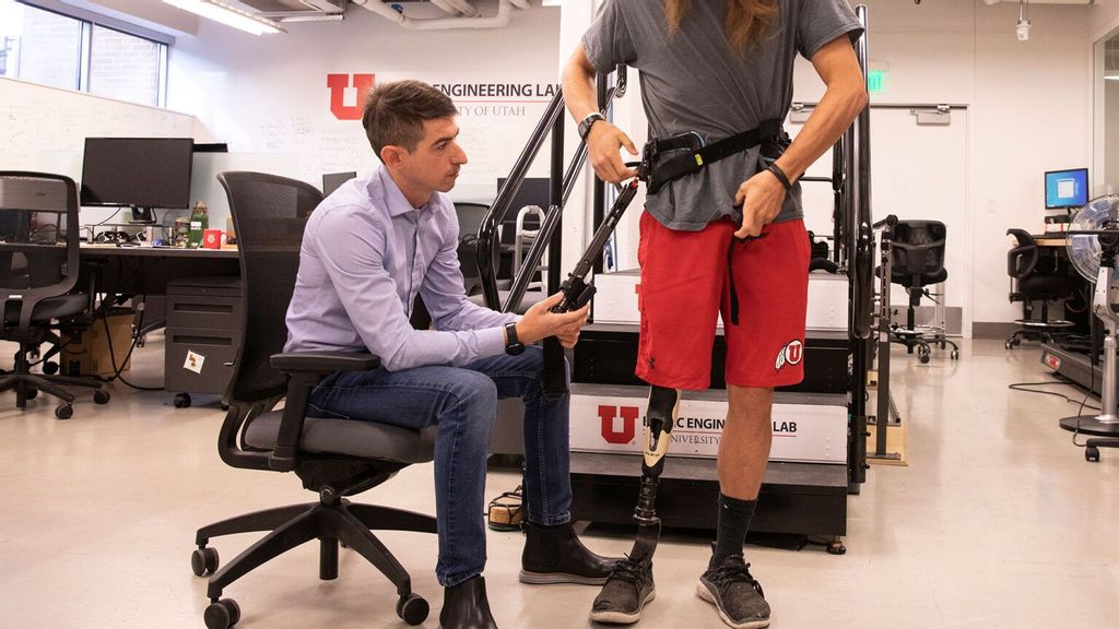 University of Utah Professor Tommaso Lenzi developed an exoskeleton that uses AI to help amputees walk effortlessly. (Dan Hixson, University of Utah)
