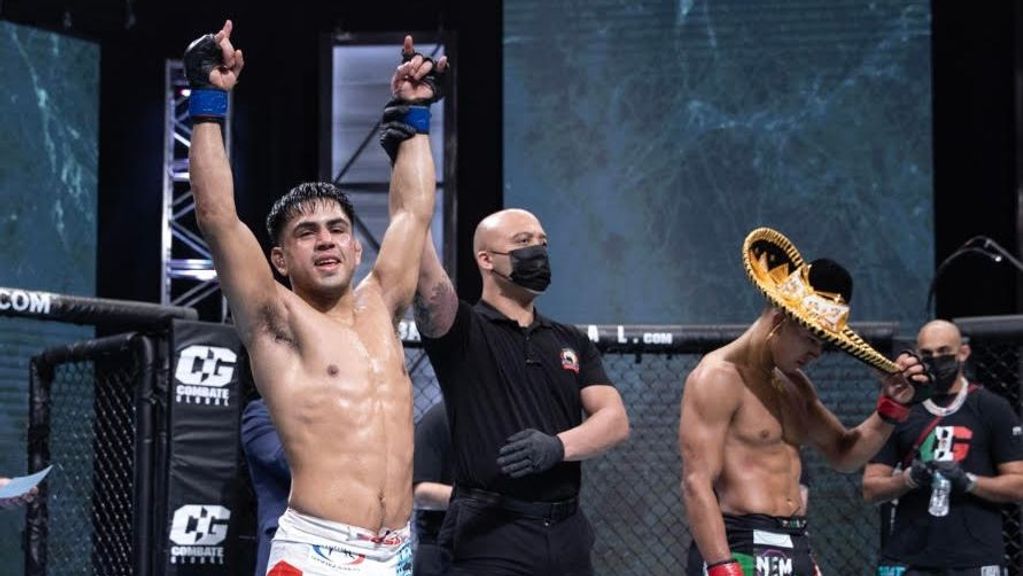 Enrique “Baby Bull” Gonzalez of Laredo, Texas, defeats Cristian “Puas” Perez of Mexico by unanimous decision to capture the 8-man tournament staged by Combate Global in Miami.  (Scott Hirano/Combate Global)