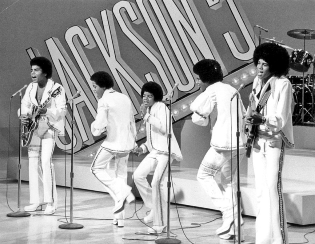 (PHOTO FOURNIE) Cliquez sur l'image ci-dessus pour écouter certains des plus grands succès de, The Jackson Five alias The Jacksons.