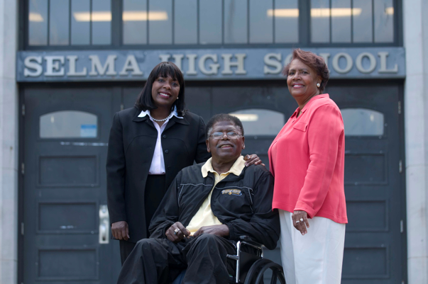 Andrew A. Sewell with daughter, U.S. Congresswoman Terri Sewell (left) and wife Nancy Gardner Sewell (right).