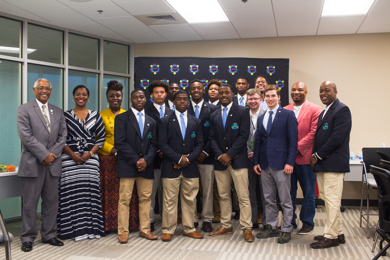 Photographer: Stanley Parrish (www.pixeloutflowstudios.com)