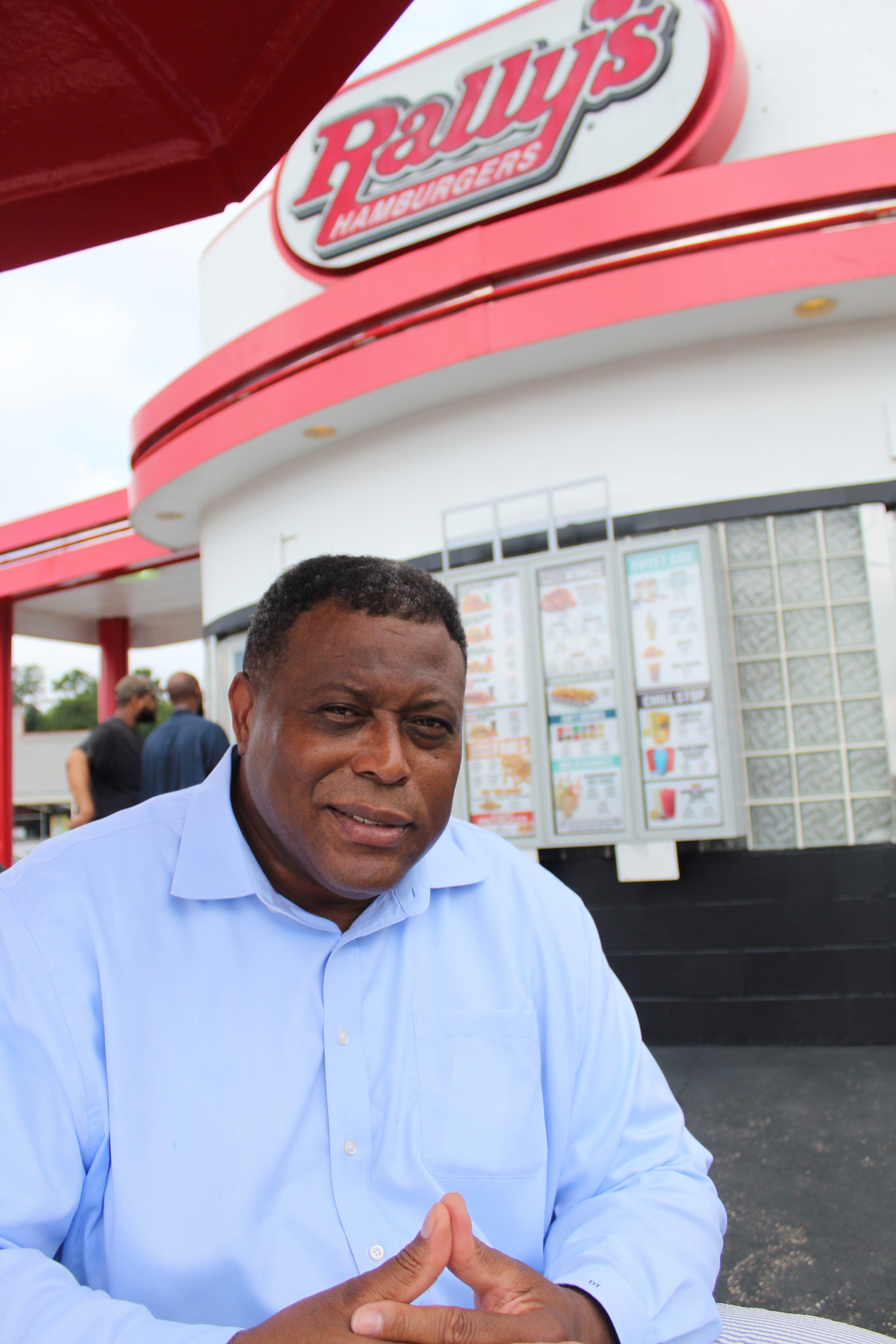 Former NFL Players Open Checkers & Rally’s across Birmingham area | The ...