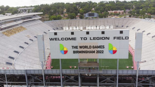 DC078985-6C40-41C0-89A1-3D0ADC515E6A