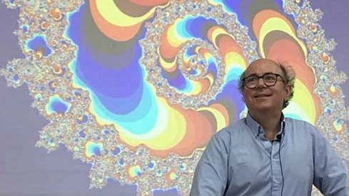 Frank Wilczek, winner of the 2022 Templeton Prize, speaking at Shanghai Jiao Tong University in China. (Betsy Devine)