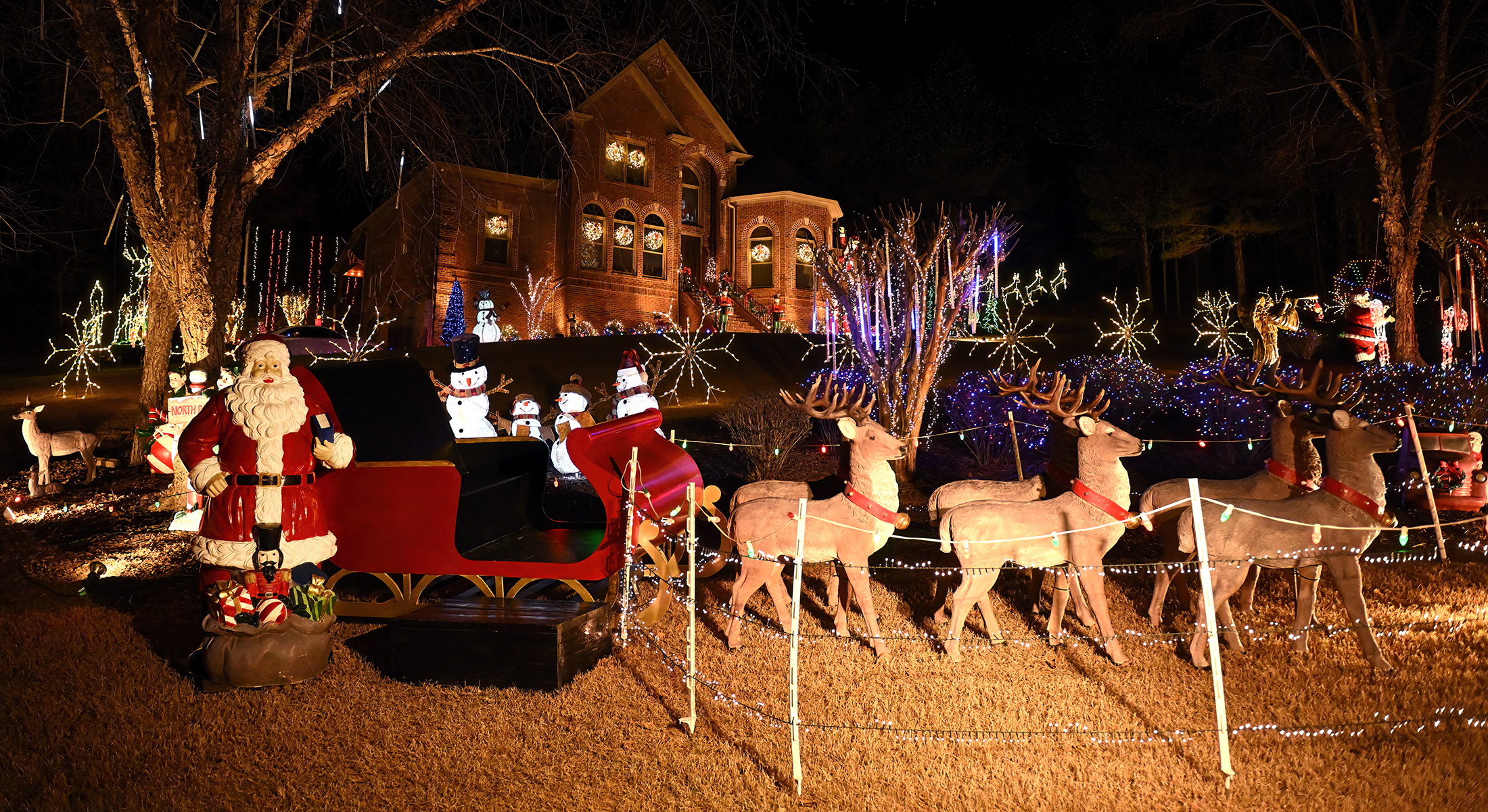 Christmas Displays Bring Santa and Joy to the Birmingham Metro Area (PHOTOS)