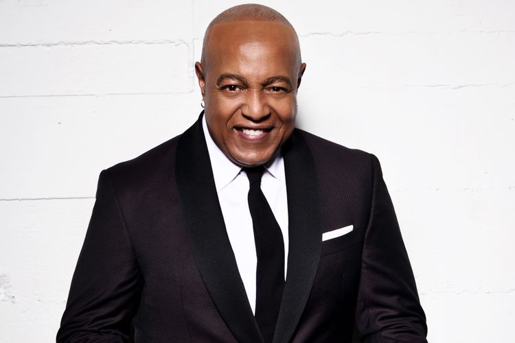 Peabo Bryson, Known for Duets from Disney’s ‘Aladdin’ and ‘Beauty and the Beast,’ Dies at 75